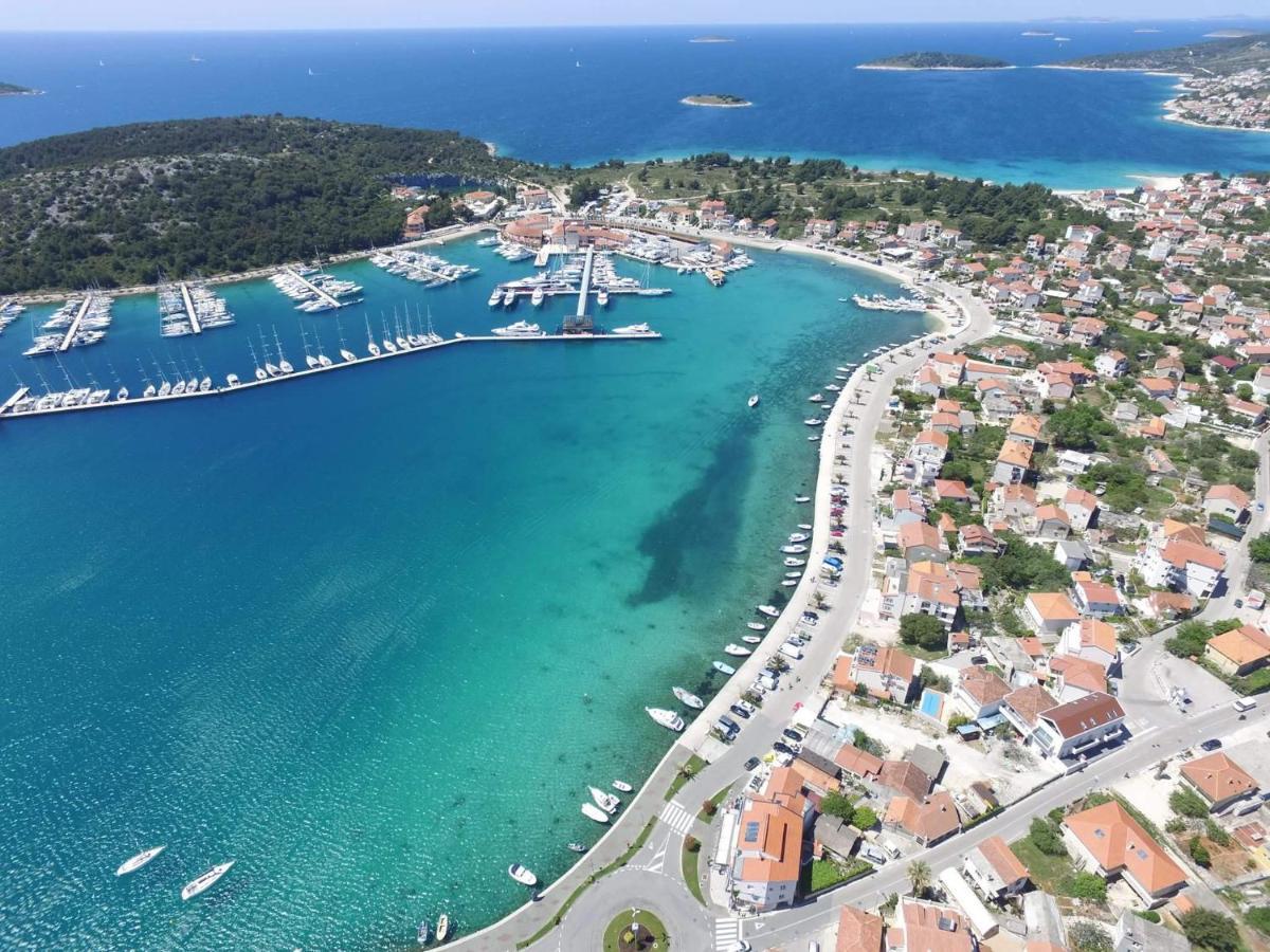 Kuca Za Odmor Rogoznica Villa Rogoznica  Exteriör bild